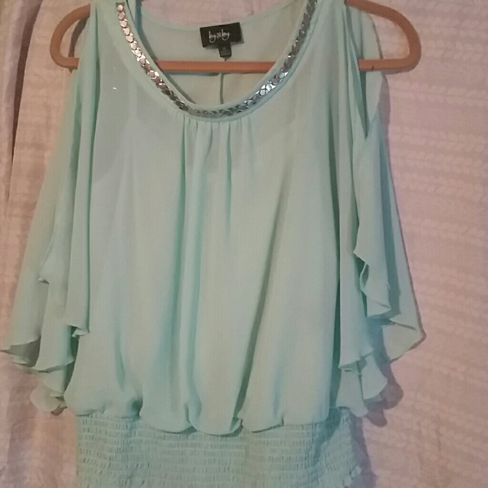 Split sleeve blouse
